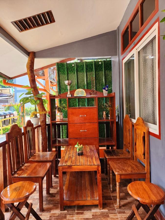 Uno Dus Tourist Inn Itaytay Exterior photo